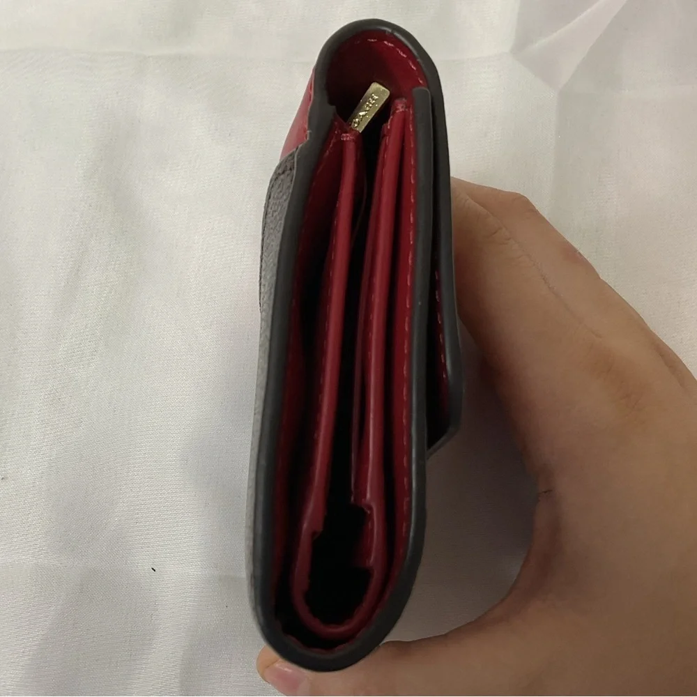 Coach Outlet Small Trifold Wallet In
